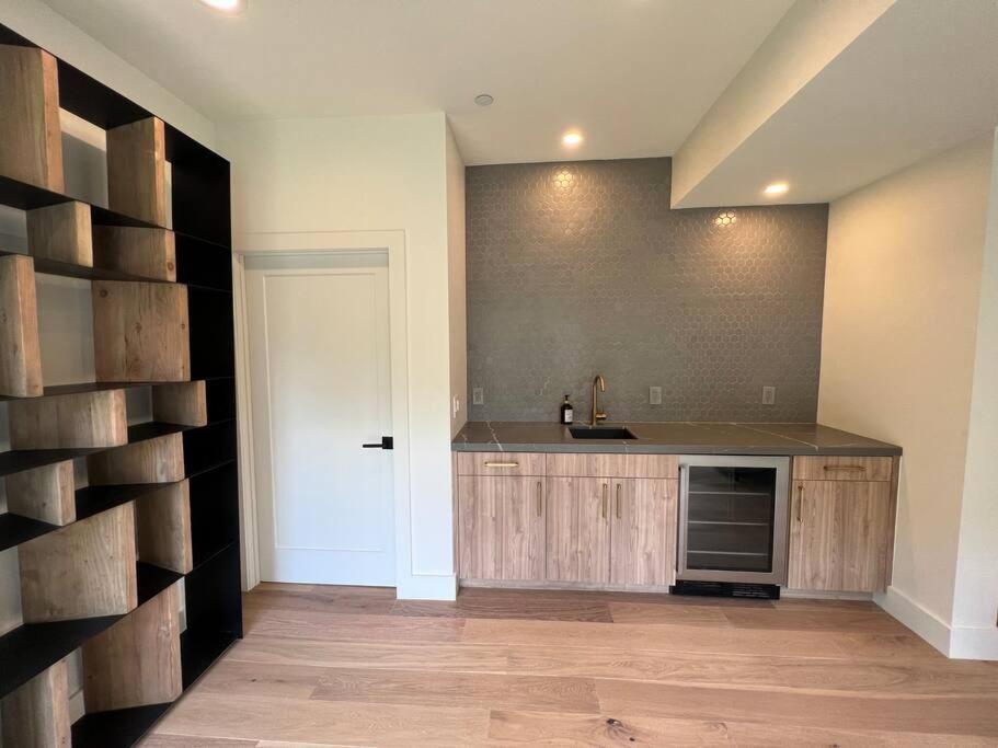 Gorgeous Private And Gated Home In Silver Lake With Pool & Views Los Angeles Exterior foto